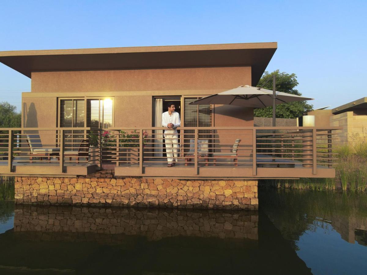 Life At Repose- Lake Villas Resort & Club Chor Warodra Εξωτερικό φωτογραφία