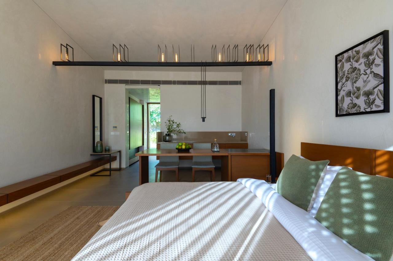Life At Repose- Lake Villas Resort & Club Chor Warodra Εξωτερικό φωτογραφία